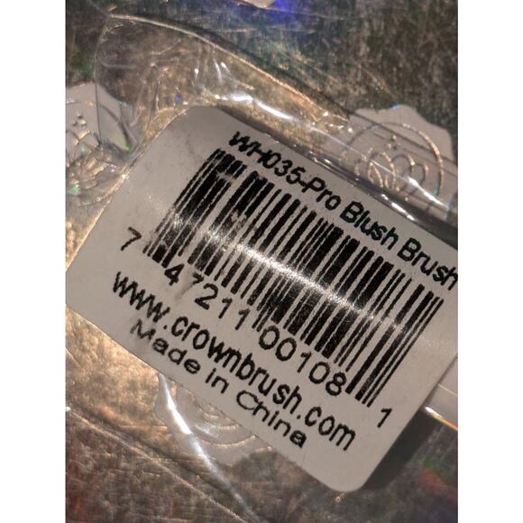 Blush Bundle of 2 ~1 Doucce Freematic Blush 1 Crown Deluxe Pro Blush Brush ~ New - Picture 10 of 10